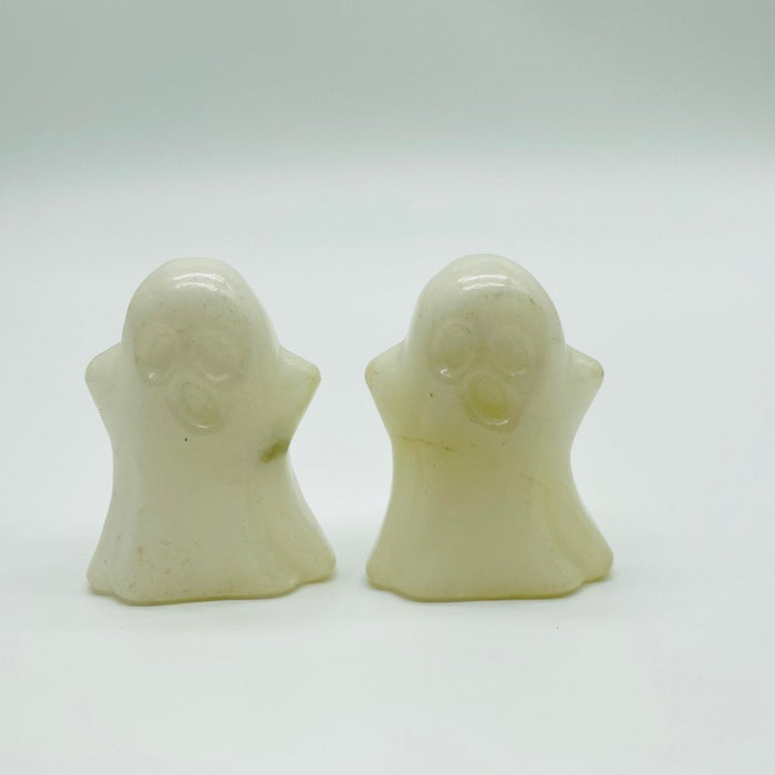 White Jasper & Howlite Ghost Halloween Carving Wholesale